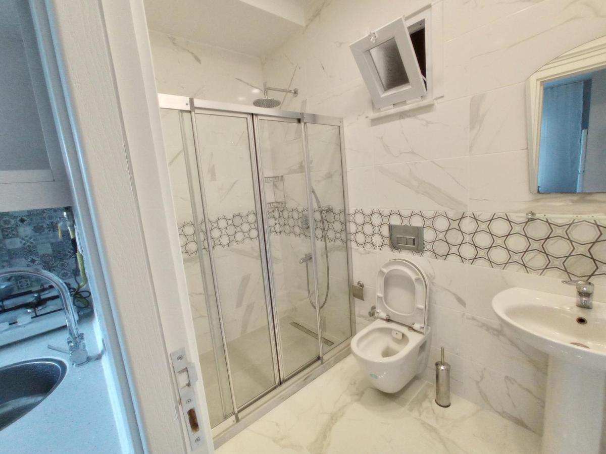Confort Home In Historical Area Istanbul Bagian luar foto
